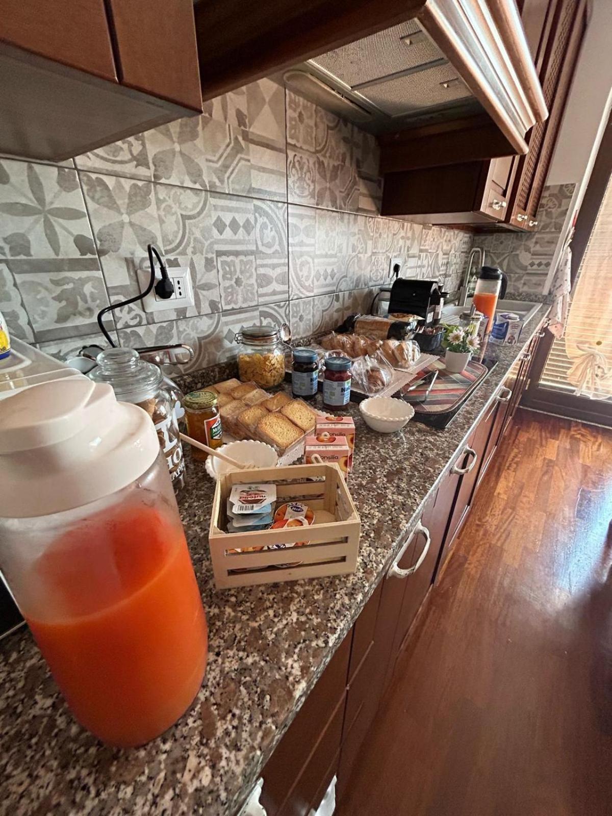 I 4 Mori Bed & Breakfast Fiumicino Phòng bức ảnh
